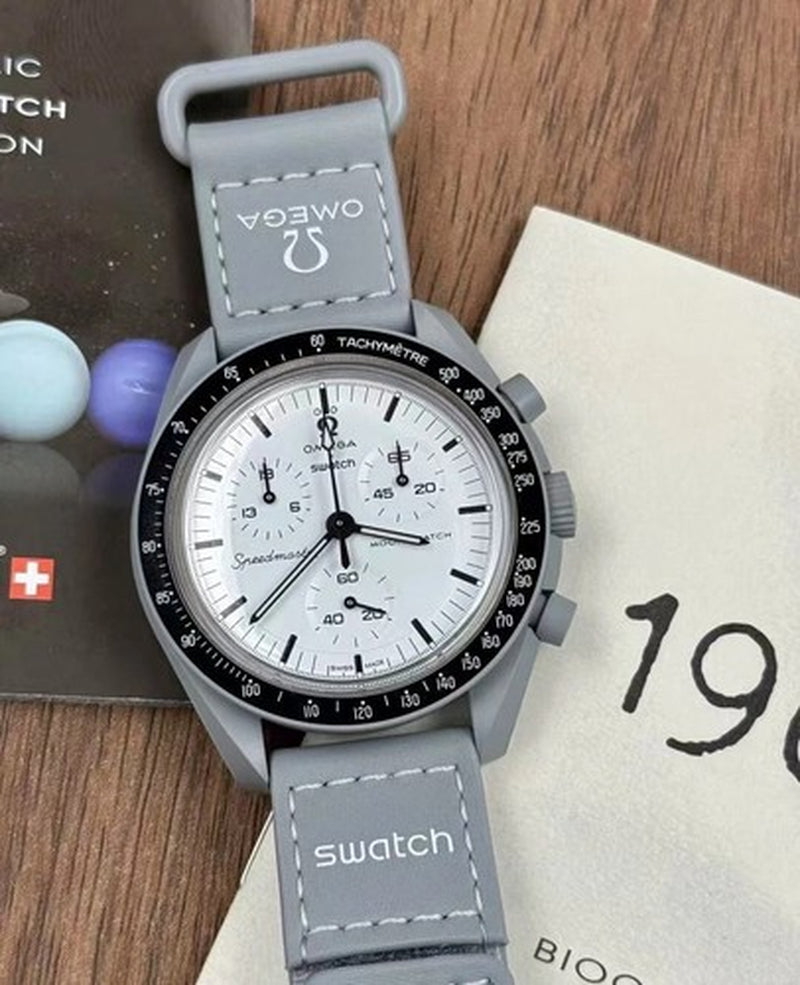 Swatch X OMEGA BIOCERAMIC Moonswatch 1965 Gray/White SO33M106 A1