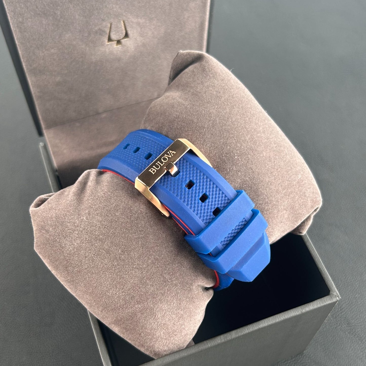 Bulova Marine Star Blue Dial-Blue Silicon Strap 98A227Automati